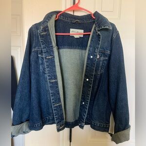 Women’s vintage Eddie Bauer jean jacket (90s)